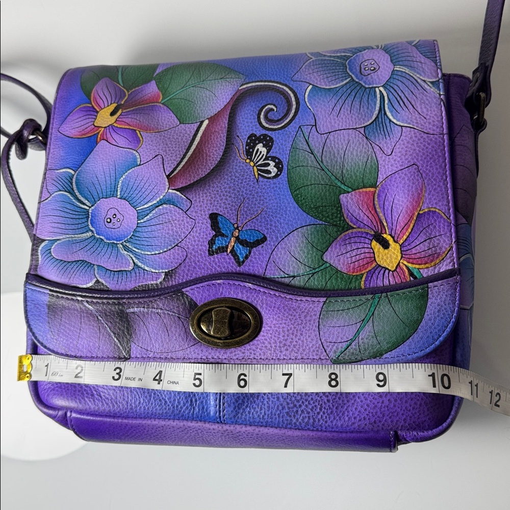 Anuschka purple leather w painted flowers crossbody bag - Picture 11 of 15